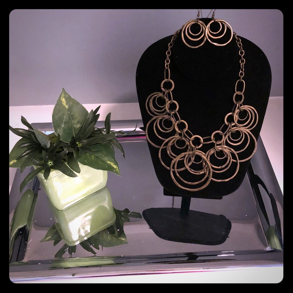 Park Lane “Vivacious” Necklace and Earring Set